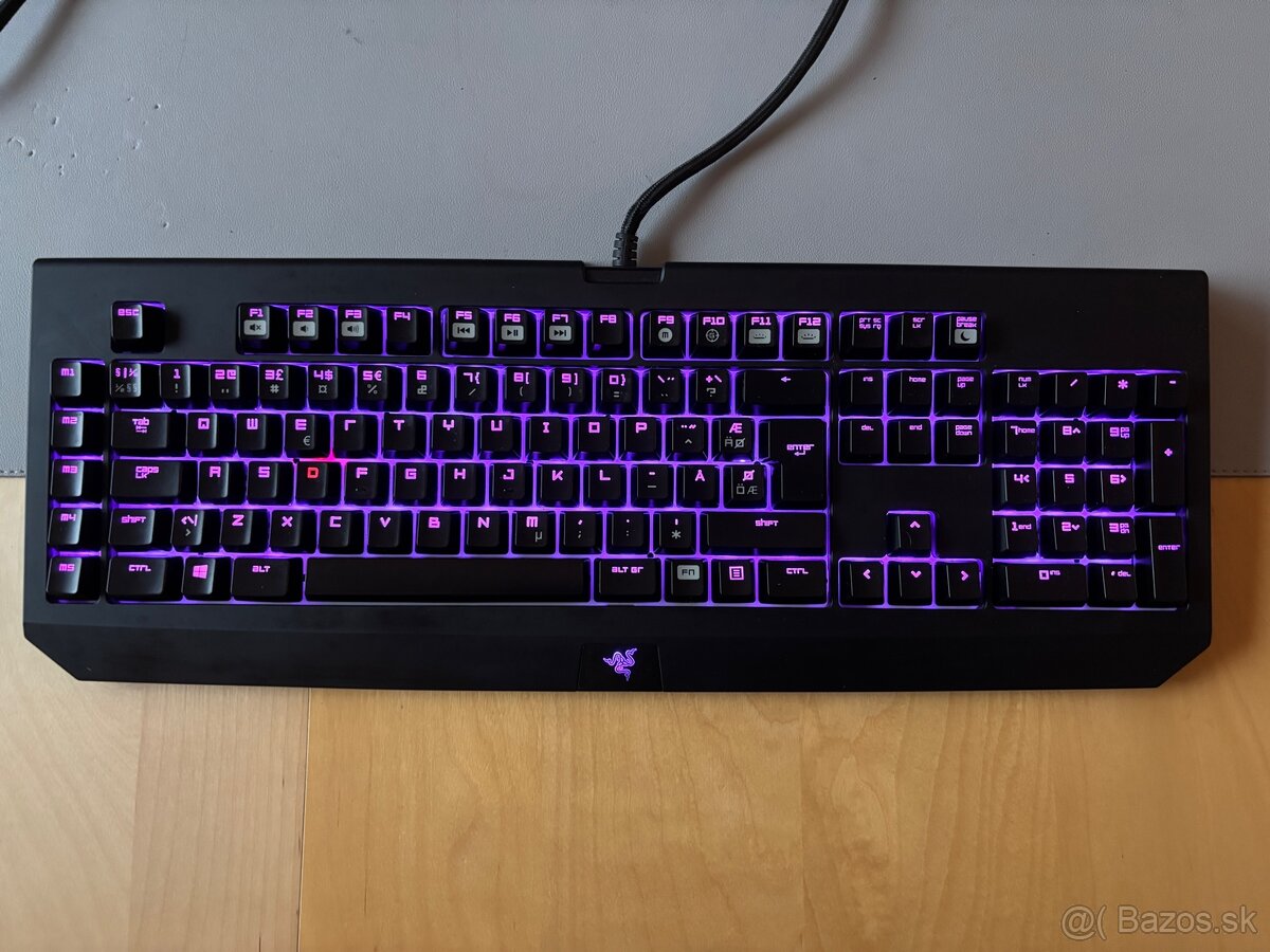 Razer Blackwidow Chroma - mechanická klávesnica - 2