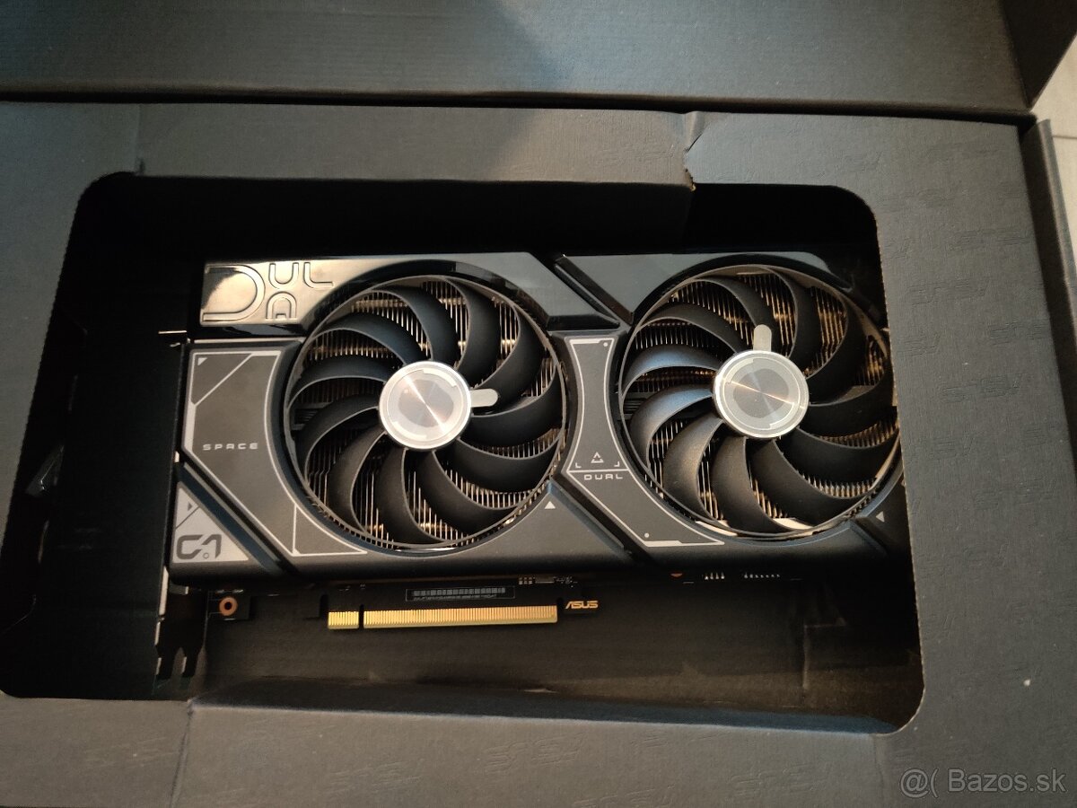 Asus DUAL RTX 4070 - 12GB - 2