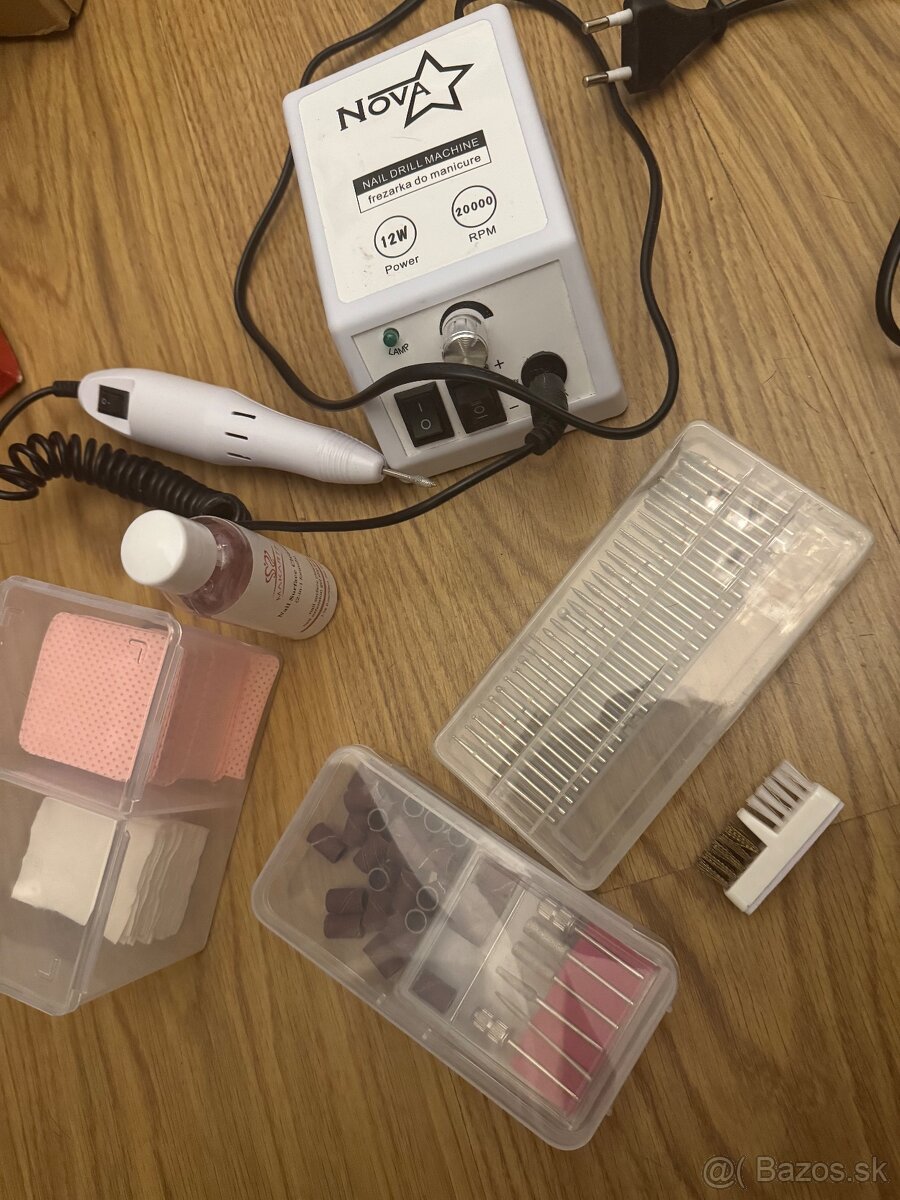 Pomôcky na gélové nechty - 2