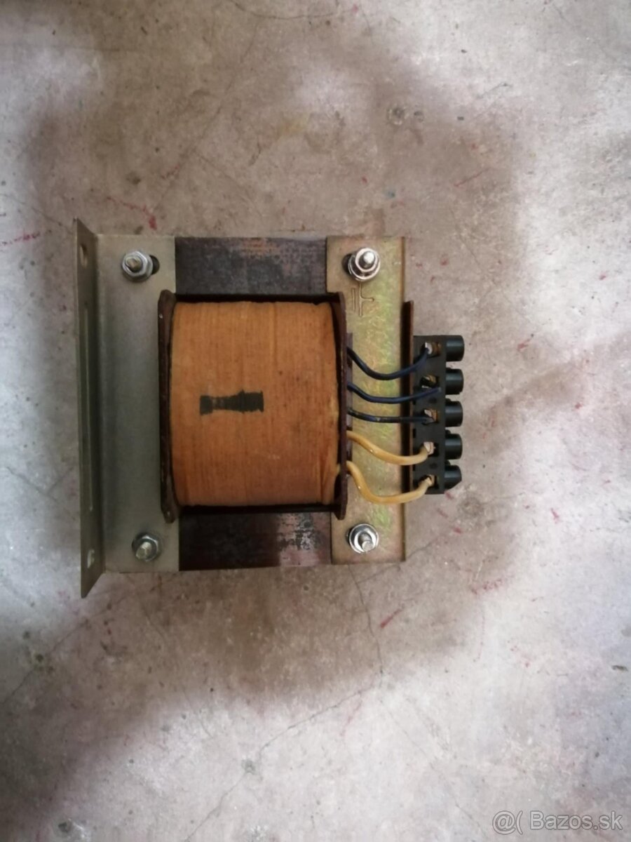 Sieťový transformátor EI typu - 2