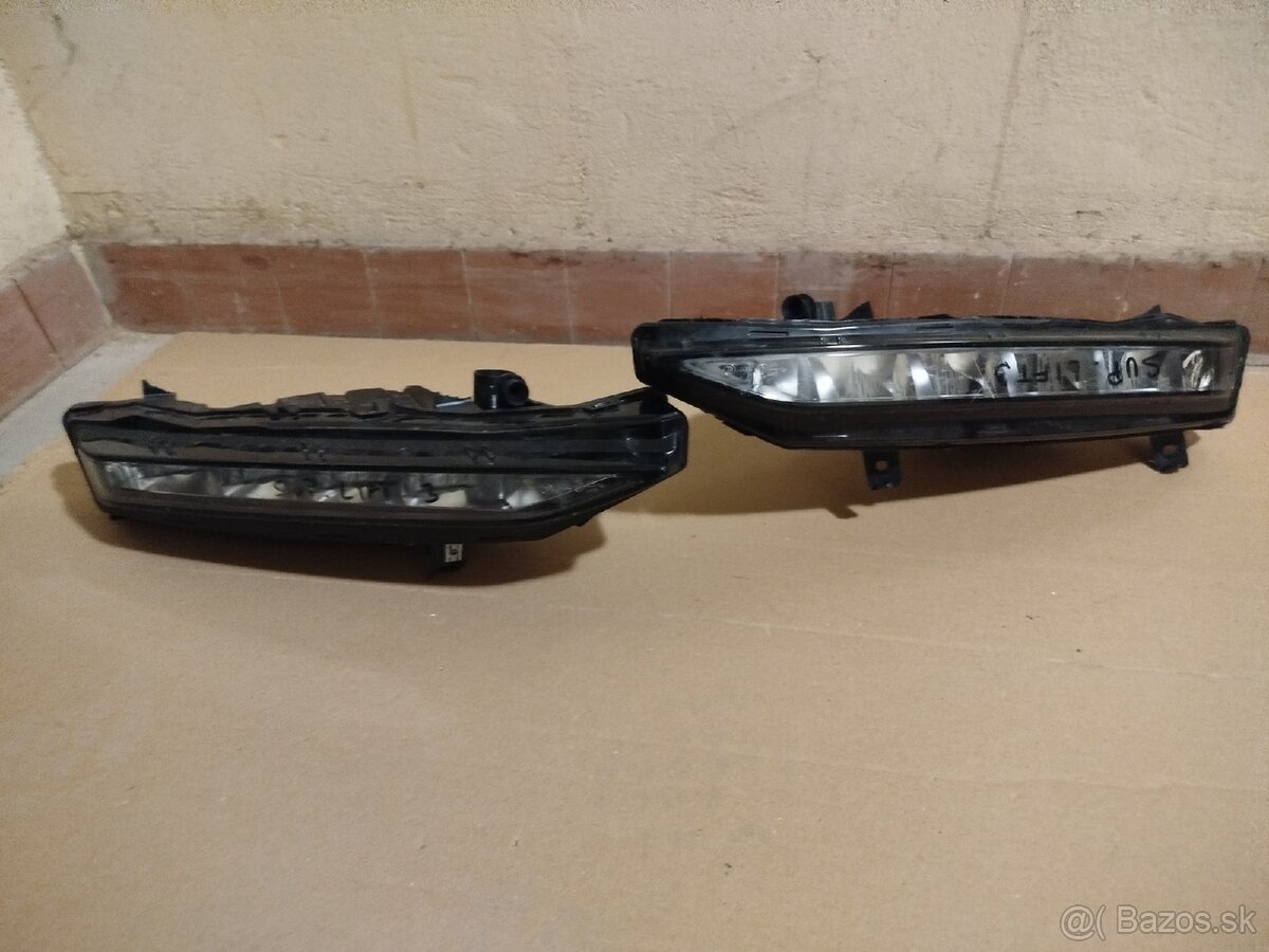 3V0941699B Predné ľavé LED hmlové svetlo Škoda Superb III - 2