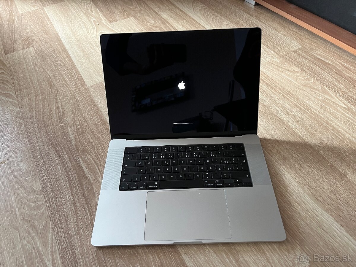 Predám Apple MacBook Pro M4 MAX - 2