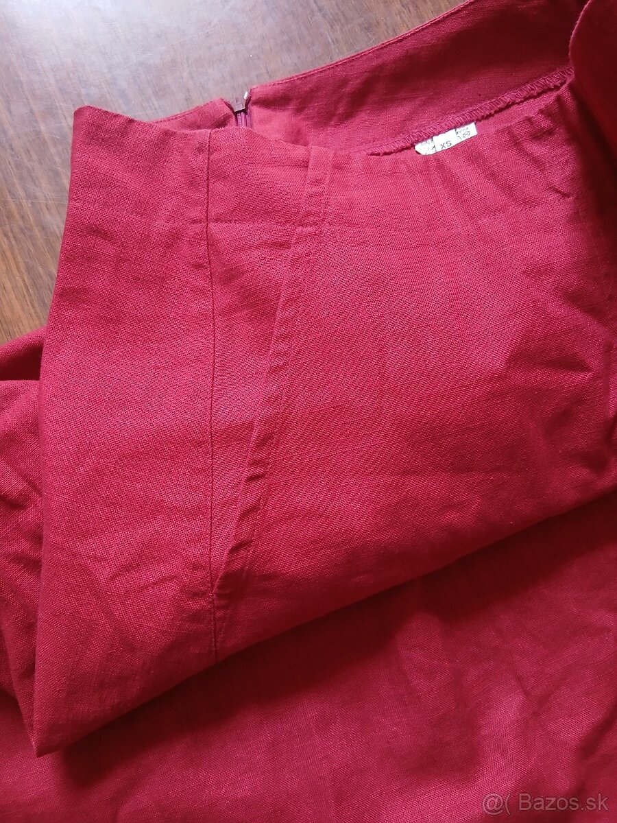 Červena sukňa zn. Pohan - 2