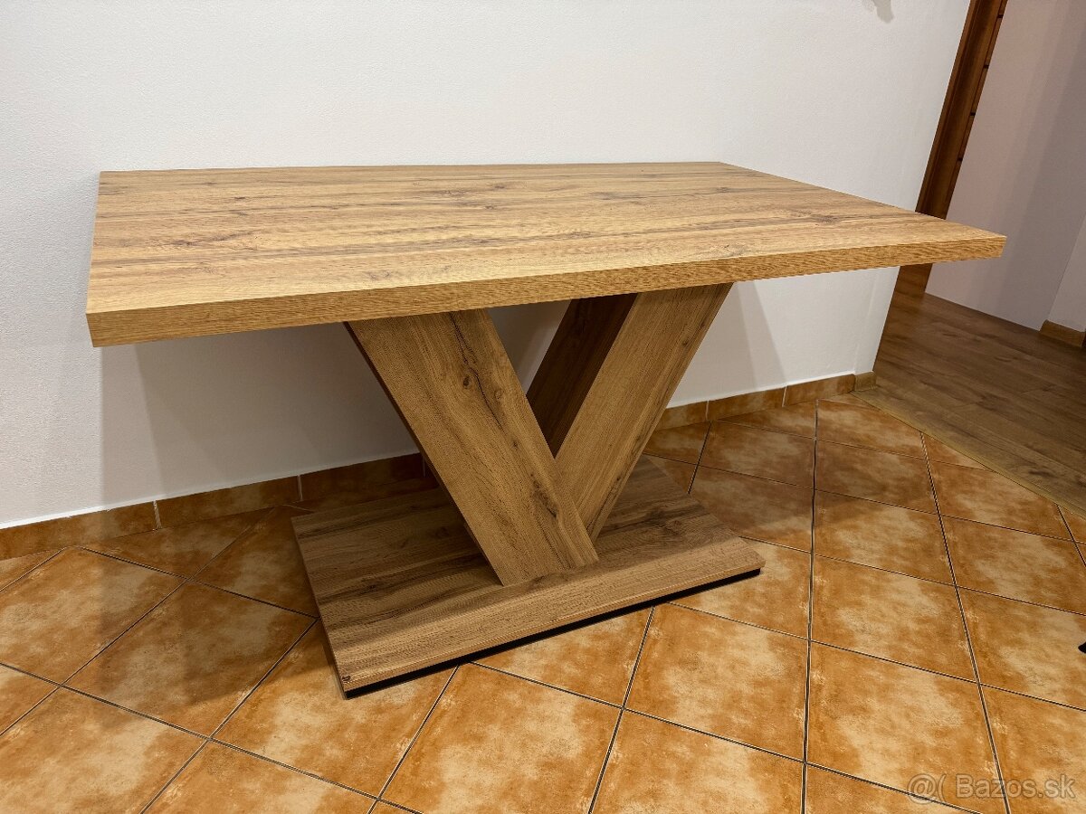 Jedálenský stôl Sconto - 2