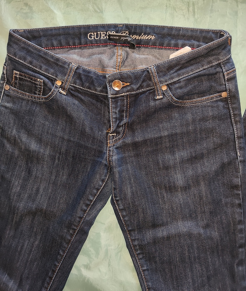 bedrove Guess 29 - 2