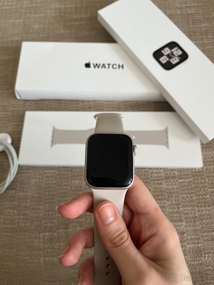 Apple Watch SE (2. generácia) 40 mm – Starlight - 2