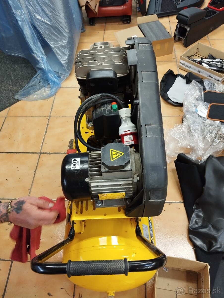 Kompresor Stanley 100l - 2