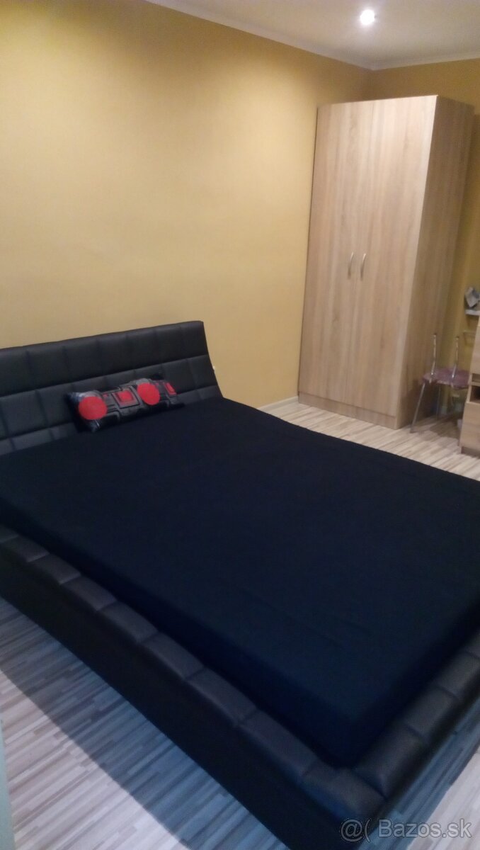 Predám manželskú posteľ - 2