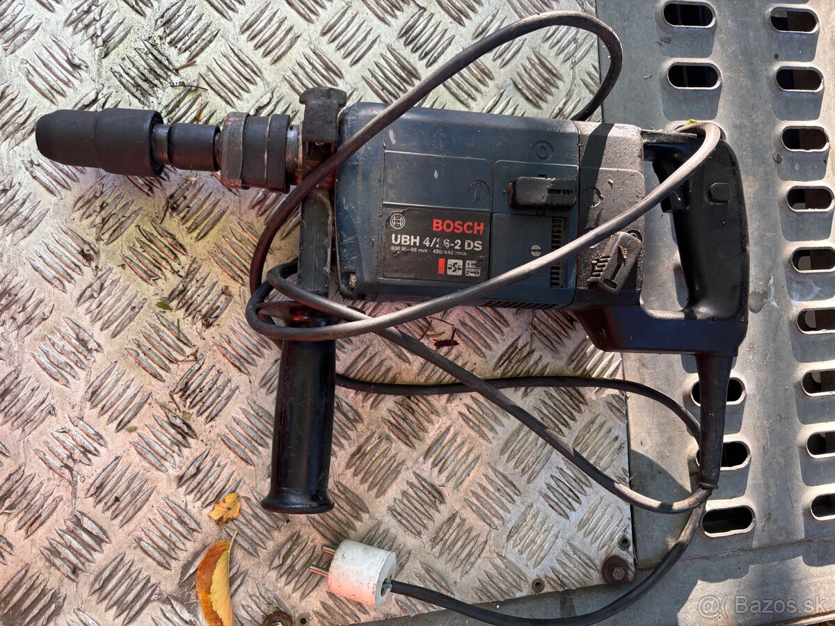 príklepovova vŕtačka bosch malo používaná - 2