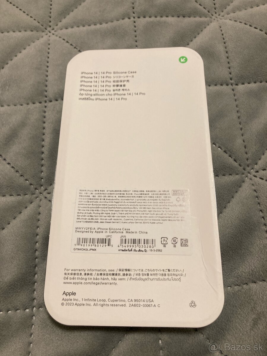 Zelený kryt na iPhone 14 - 2