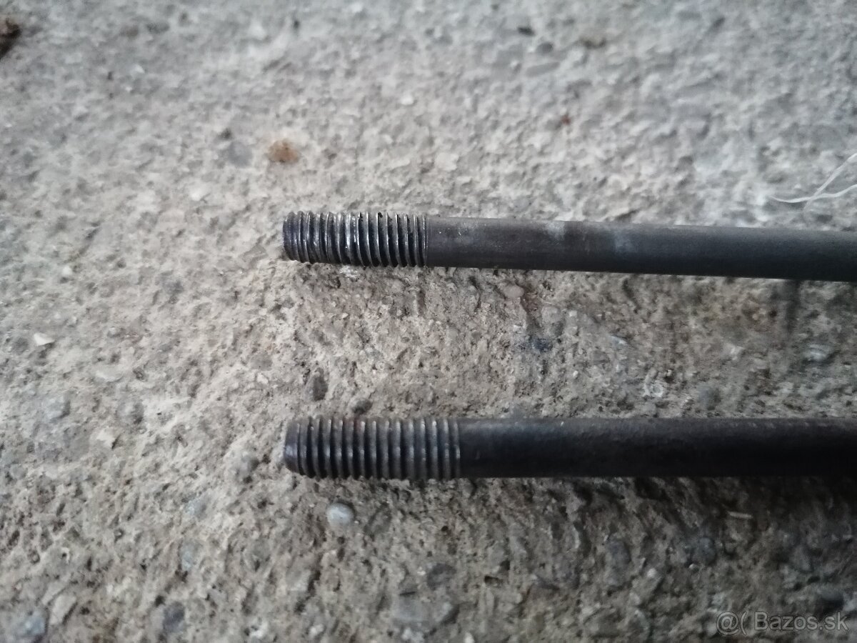 Predám svorníky na Jawa 05, 20, 21, 23 pionier mustang, 555 - 2