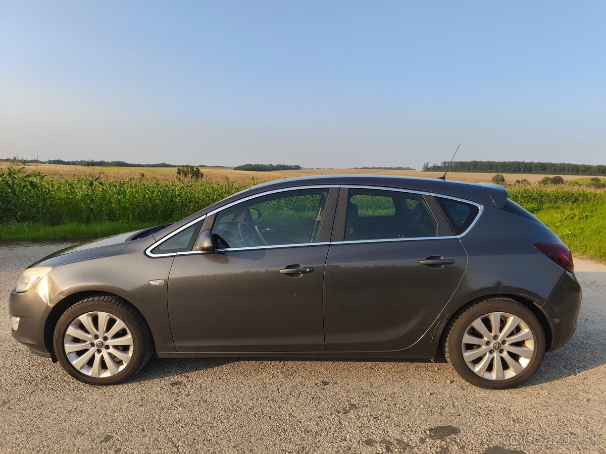 Opel Astra - 2
