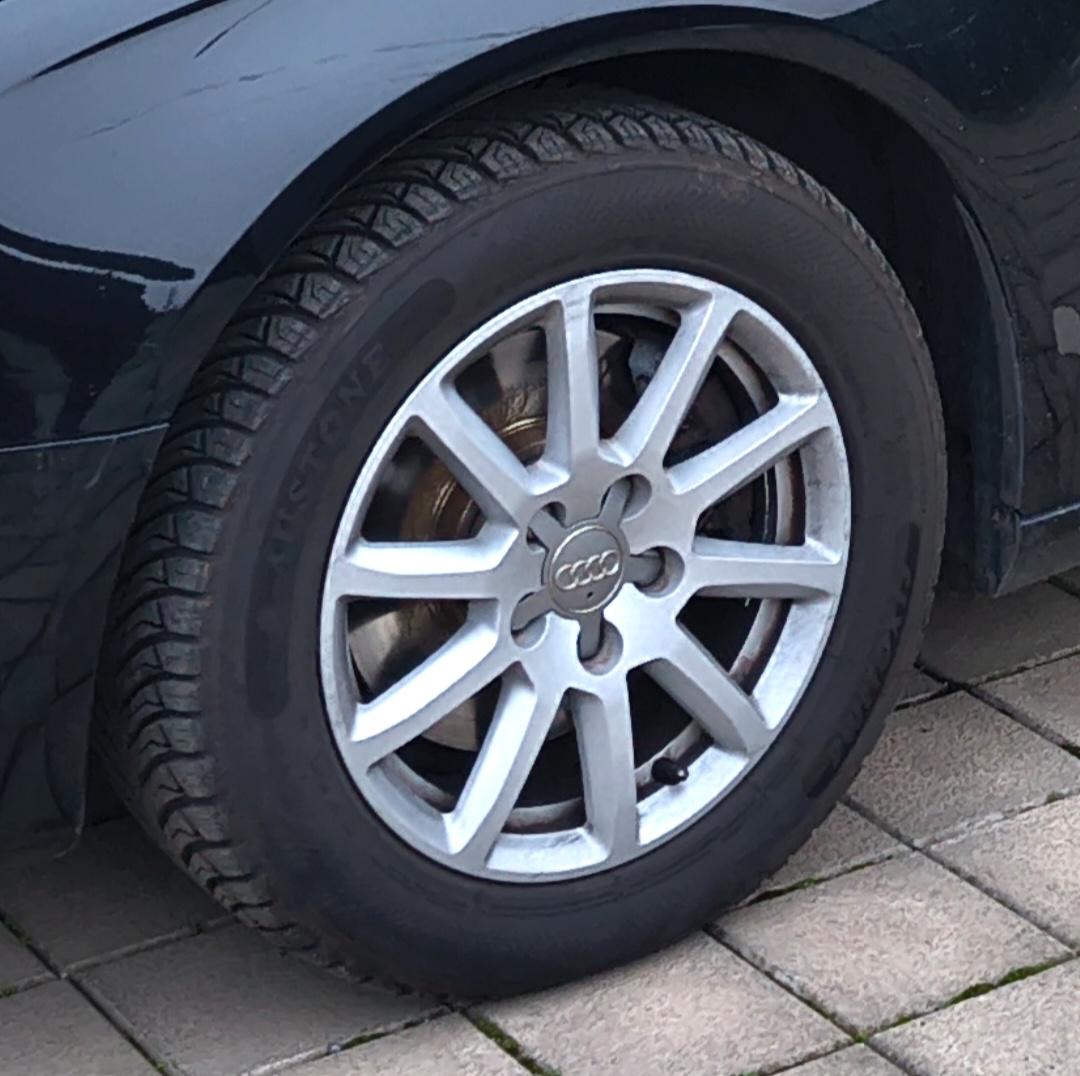 225/55 R16 Celoročne Austone - 2