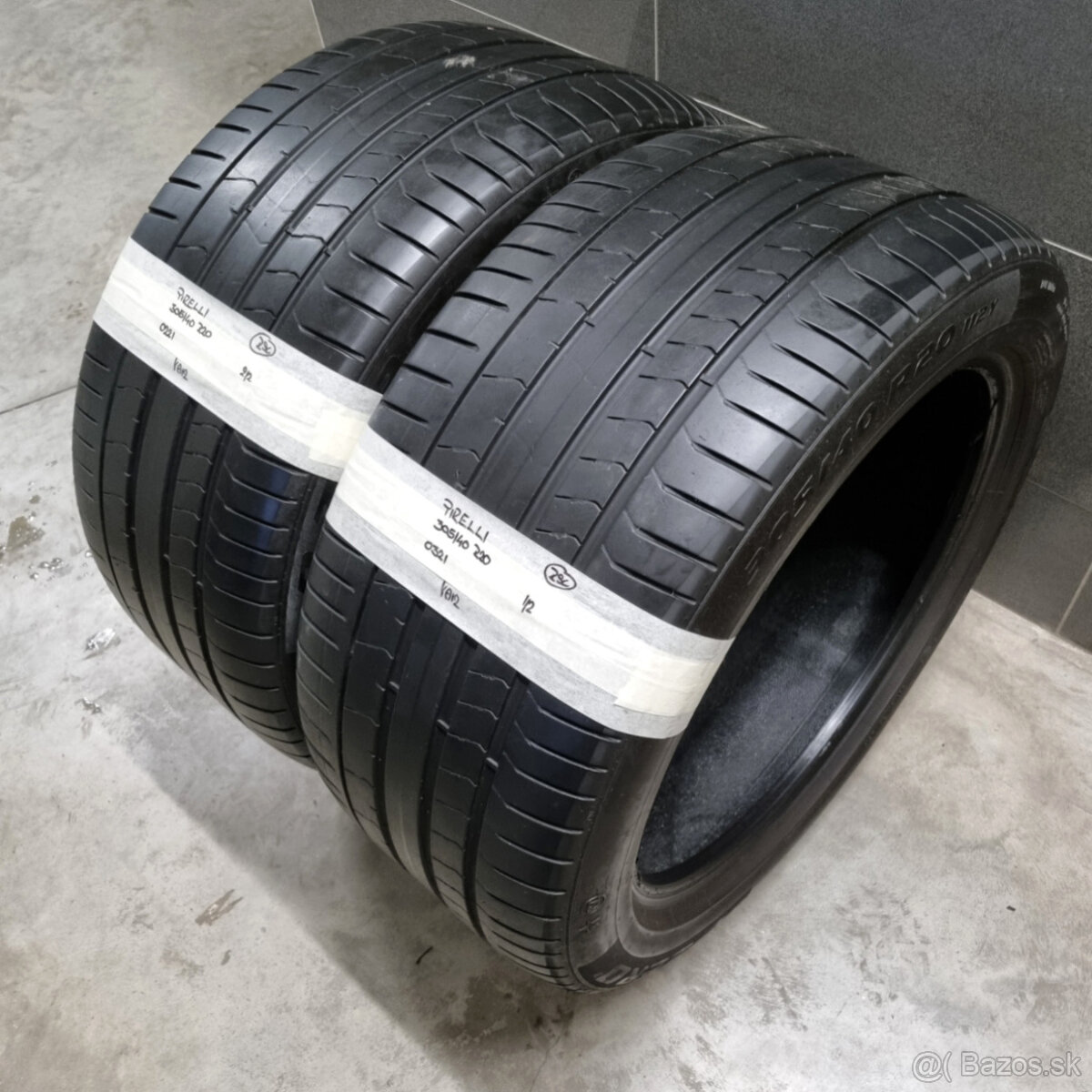 Letné pneumatiky 305/40 R20 PIRELLI RSC - 2