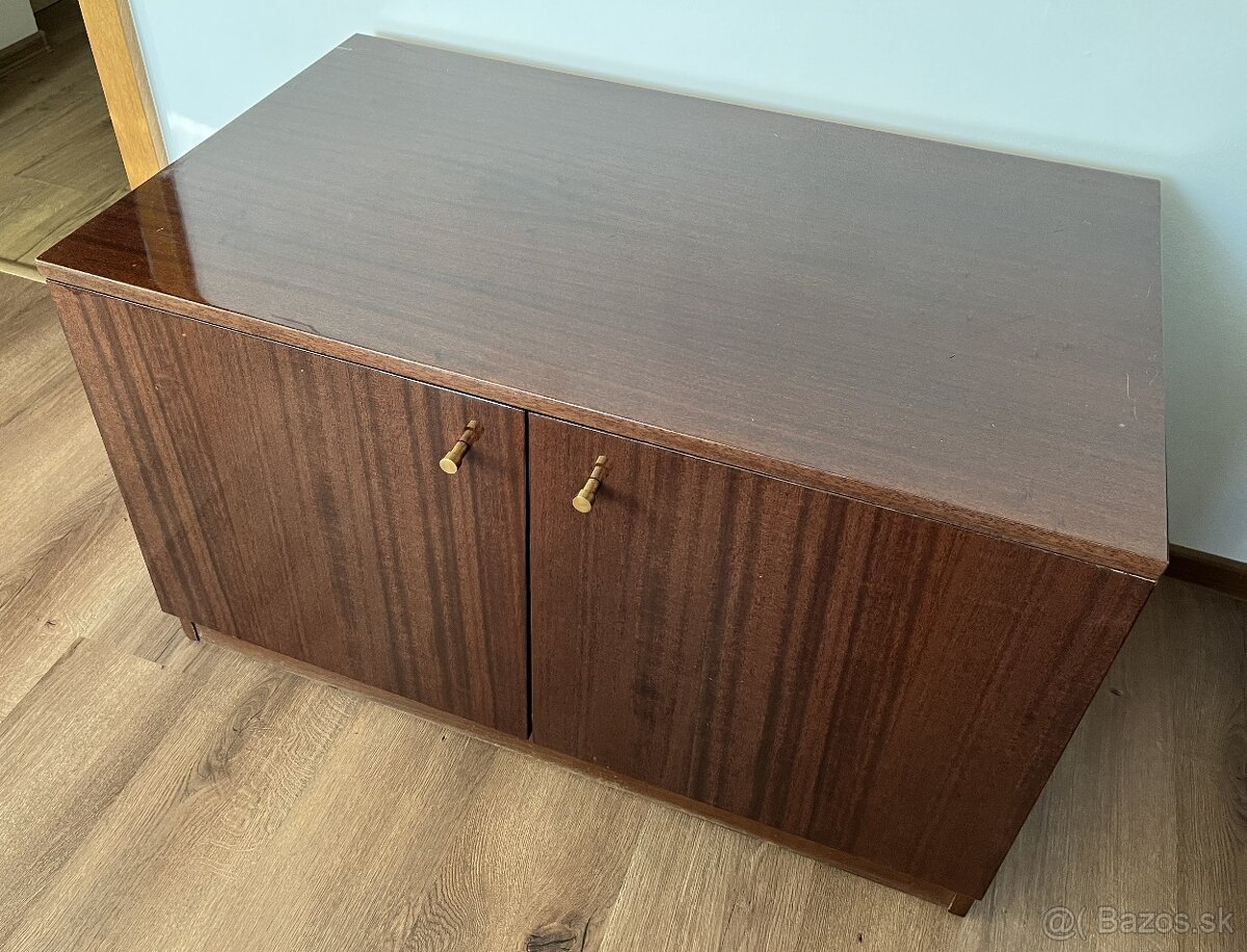 Obývacia stena - skrinky - 2