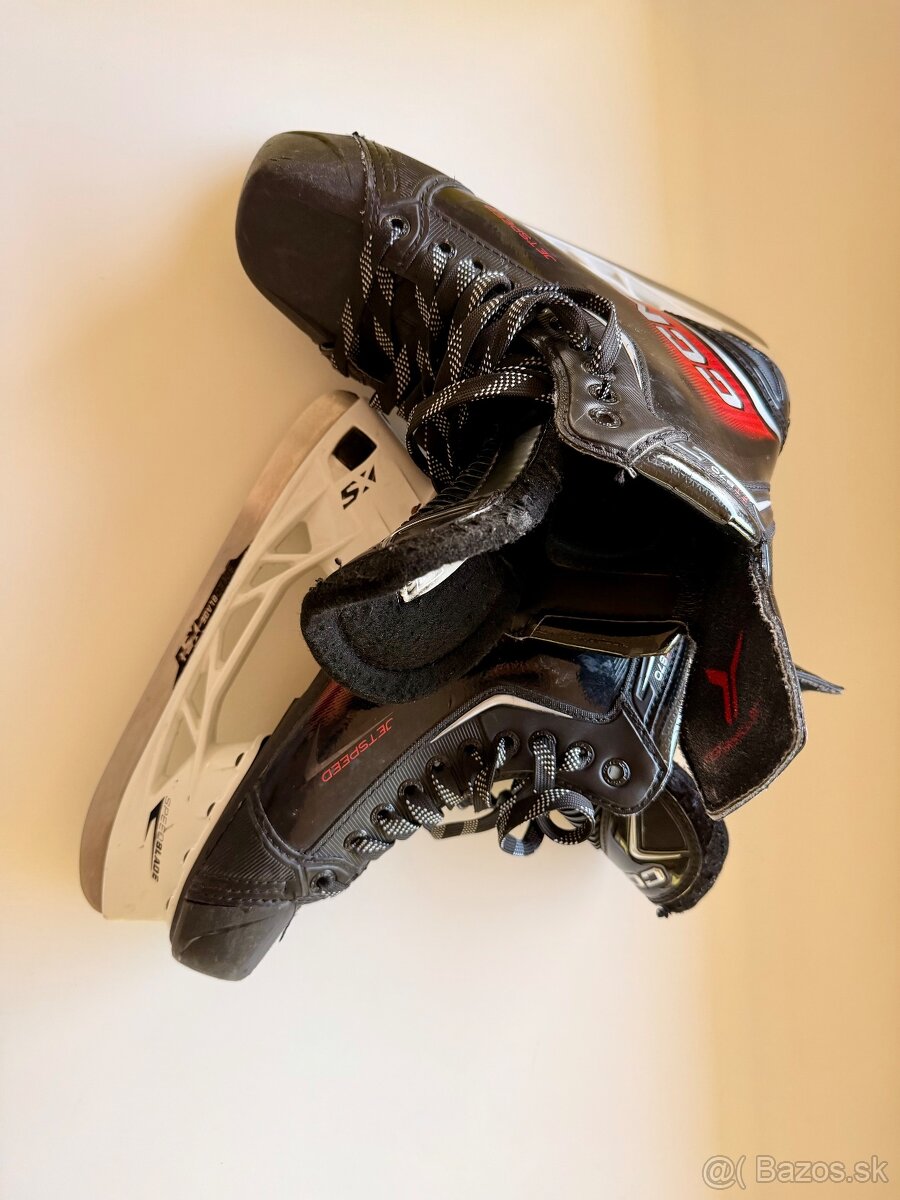 Korčule CCM Jetspeed FT870 6.5 W - 2