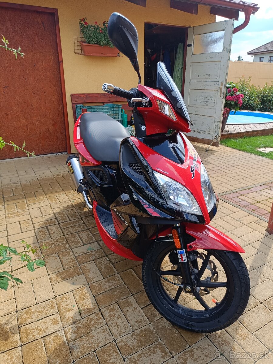 Skúter Kymco super 8 50 - 2