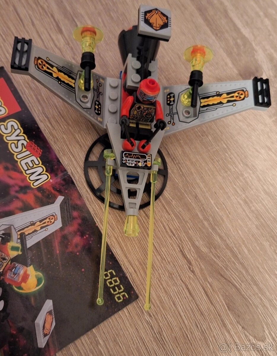 Lego Space 6836 stíhačka V-Wing - 2
