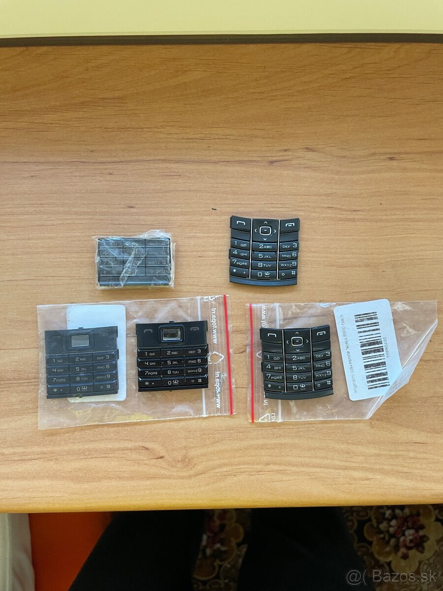 Nokia 8800 kryt nový black, klávesnice - 2