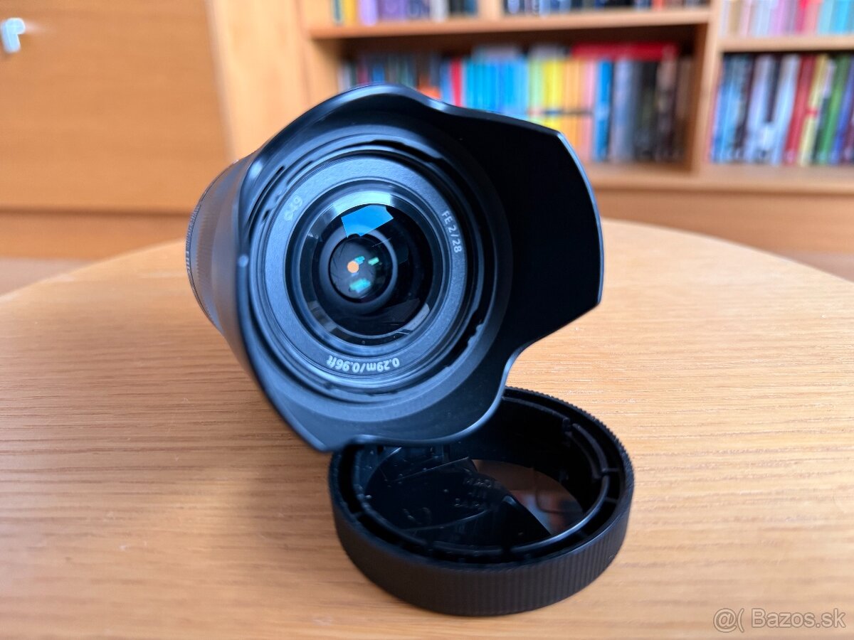 Sony FE 28mm f/2 (SEL28f20) - 2