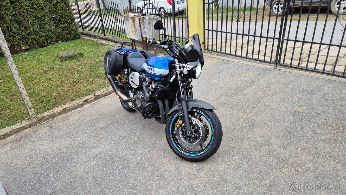 Yamaha xjr 1300 - 2