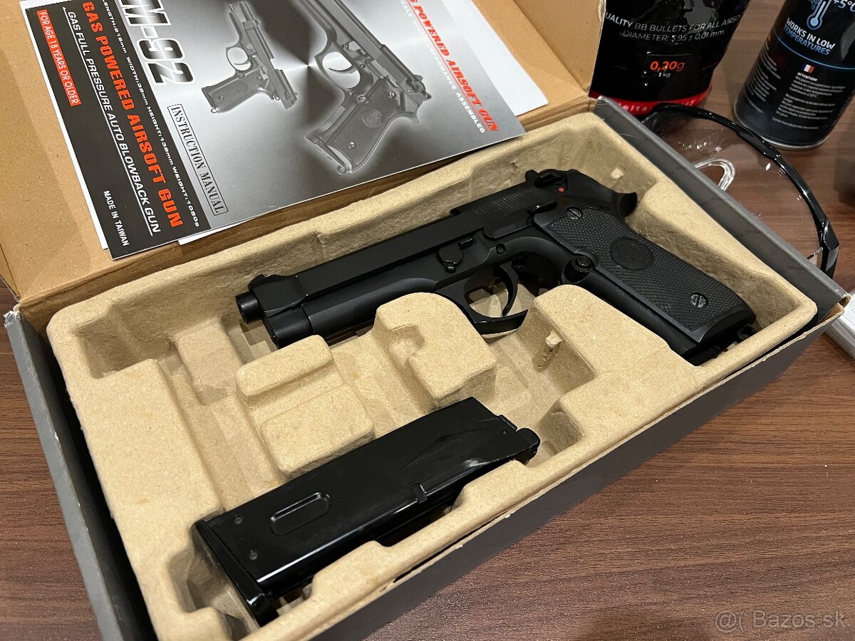 Airsoft pištoľ WE M92 + príslušenstvo - 2