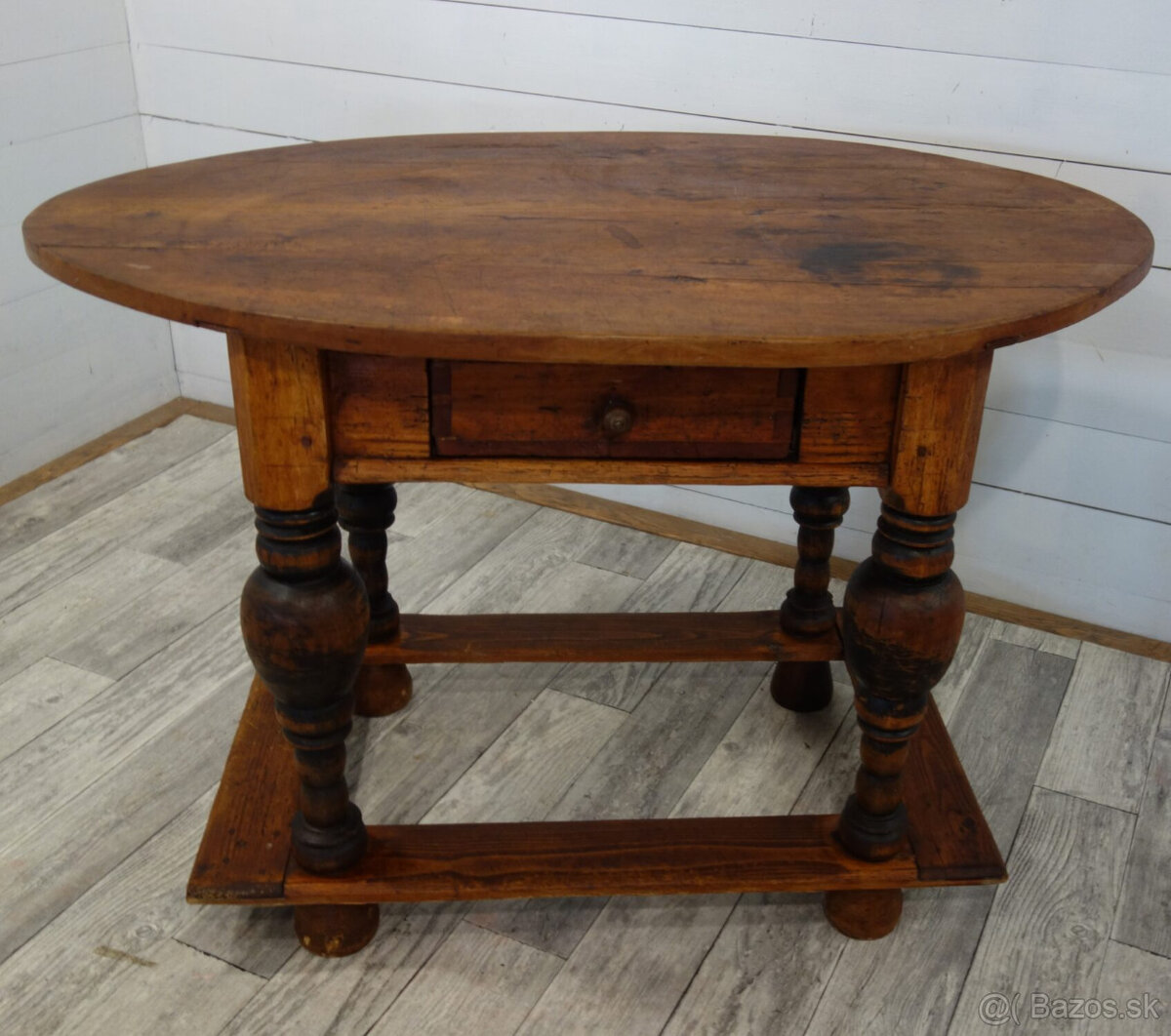 Stôl holandský zo začiatku 19 . storočia ( 252 ) . - 2