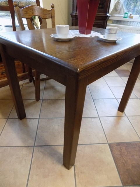 Jedálenský stôl rozťahovací - 2