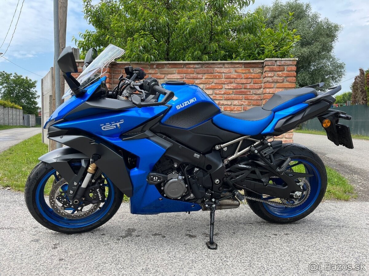 Suzuki gsx-s 1000 gt - 2
