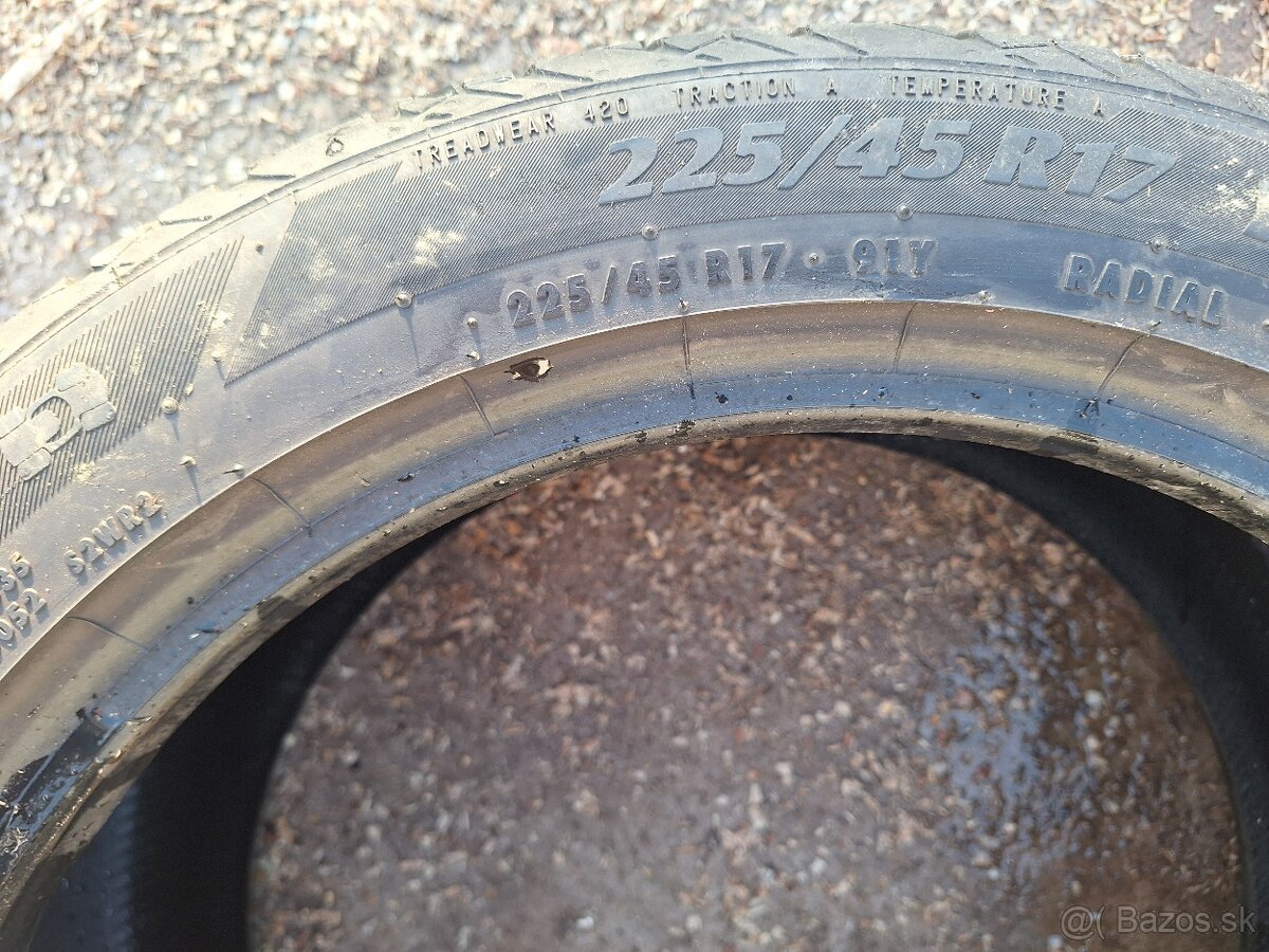 Letne pneumatiky 225,45 r17 - 2