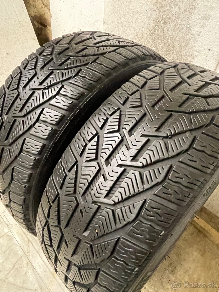 Sebring 235/45 R18 zimné - 2