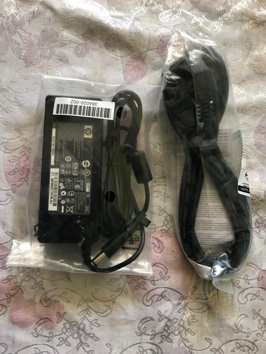 Nabíjačka na notebook originál HP 19V 4,74A / hrubá čierna. - 2