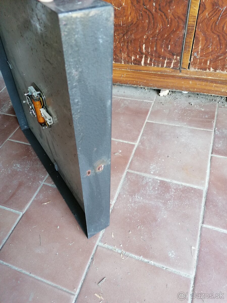 Hodiny Pragotron - 2