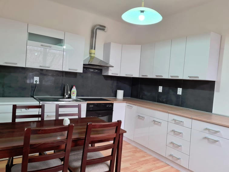 Prenájom 2izbového bytu v rodinnom dome. - 2