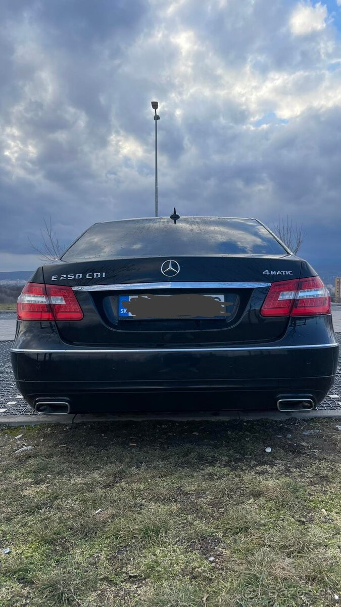 Mercedes E 250 4matic 7G Tronic - 2
