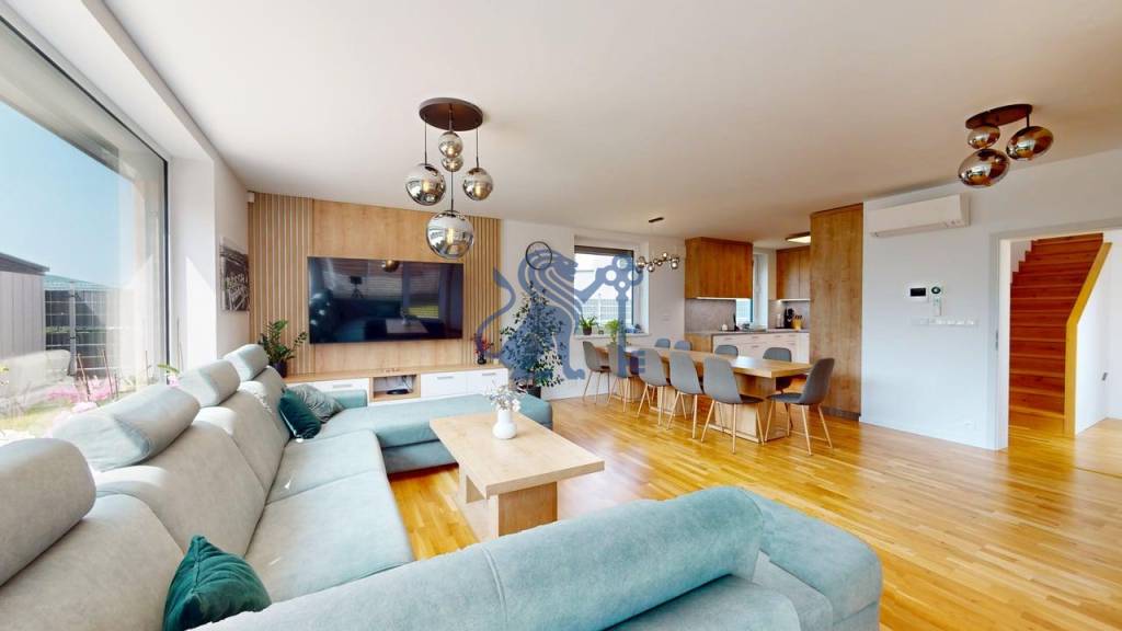 Nadštandardný 5-izbový rodinný dom v Záhorskej Bystrici – Or - 2