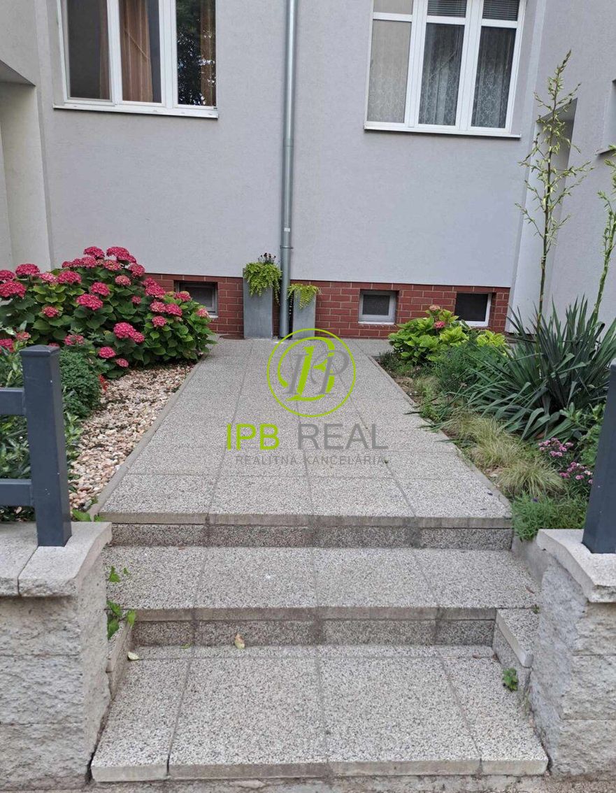 Zrekonštruovaný a zariadený 1-izb. byt na Bartoškovej ul. v - 2