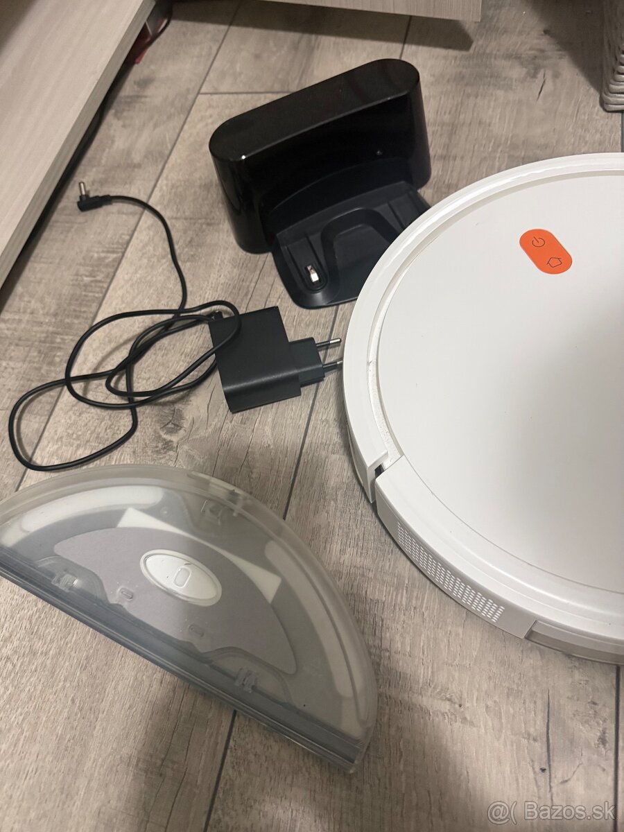 Robotický vysávač Xiaomi Robot Vacuum E5 - 2