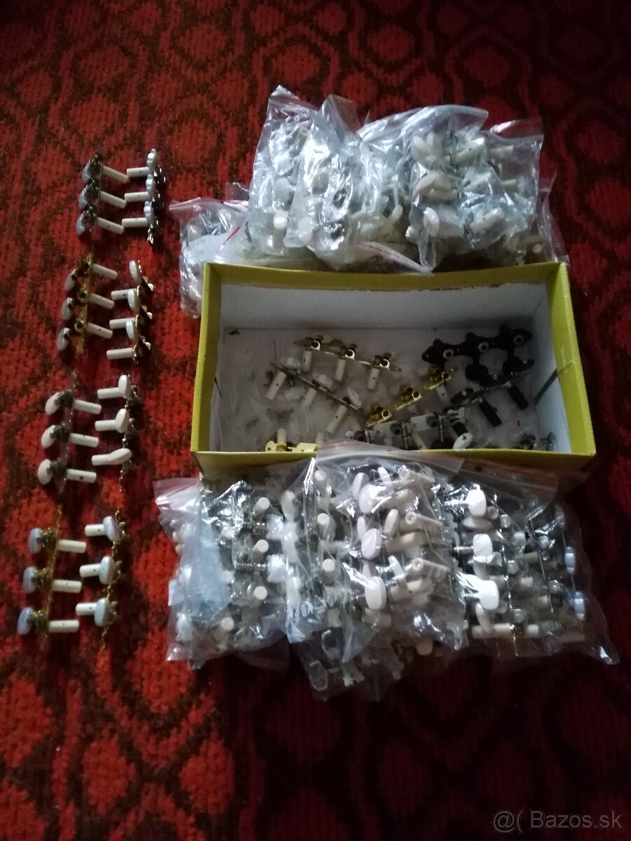 Predam lacno mechaniky na klasicke gitary. Zn.cena. - 2