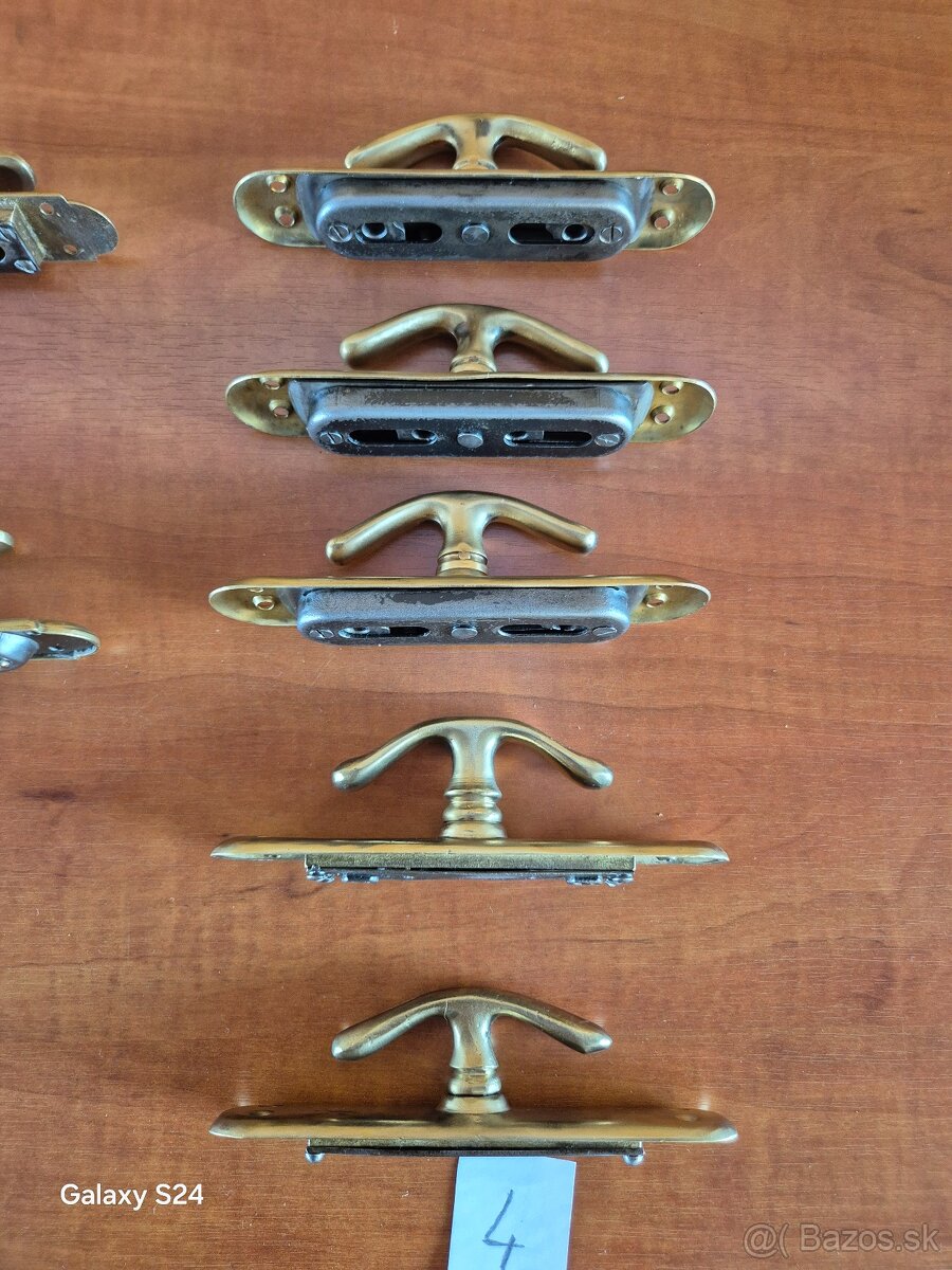 Mosadzné okenné kľučky - 2