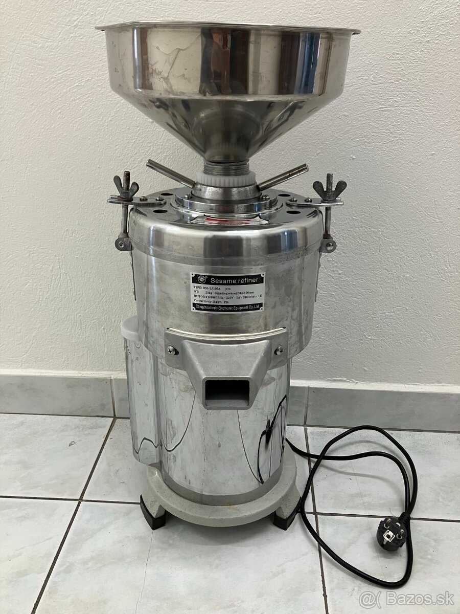 Elektrický mlynček na orieškové maslo - 2