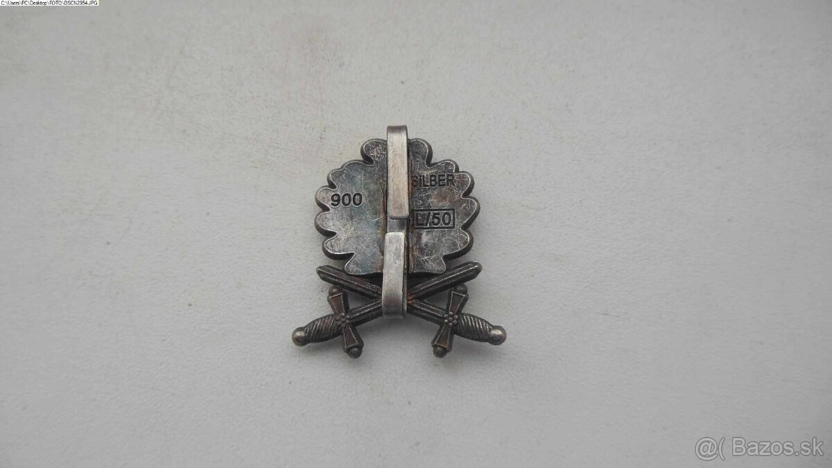 Dubové listy s meči - 2