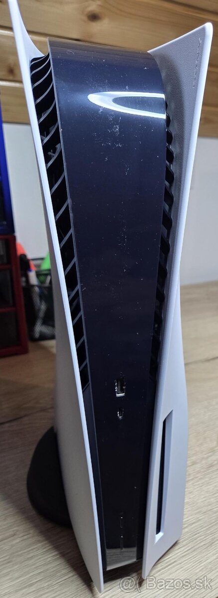 Predám PS5 CFI-1216A za 300€ - 2