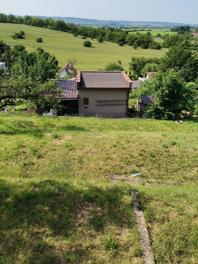 NEPREHLIADNITE Chatka vo výbornej lokalite - 2