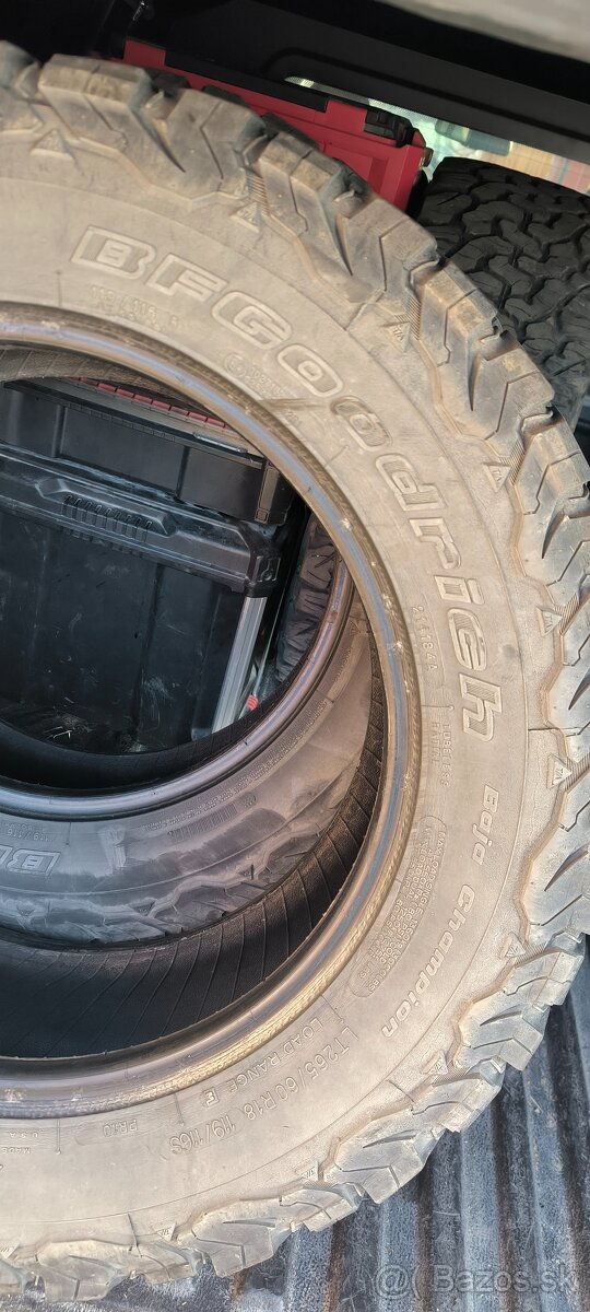 Predám gumy BF Goodrich All-Terrain T/A 265/60R18