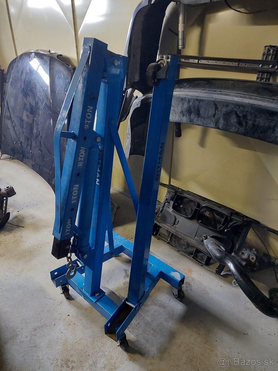 Žeriav na motory - 2