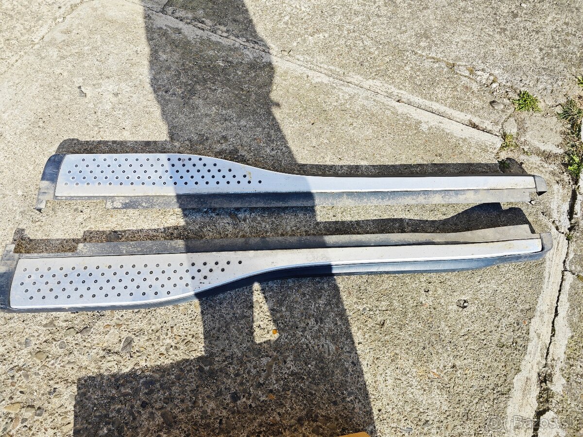 Honda crv naslapy - 2