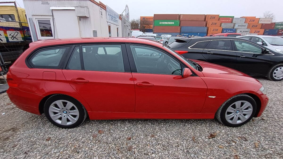 BMW 318i Touring, 105 kW (143 PS) - 2