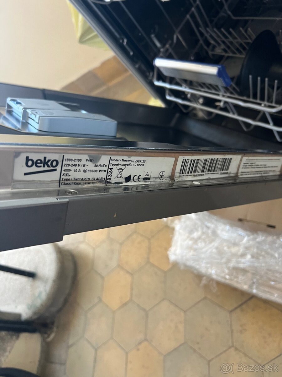 Predám vstavanú umývačku riadu Beko - 2