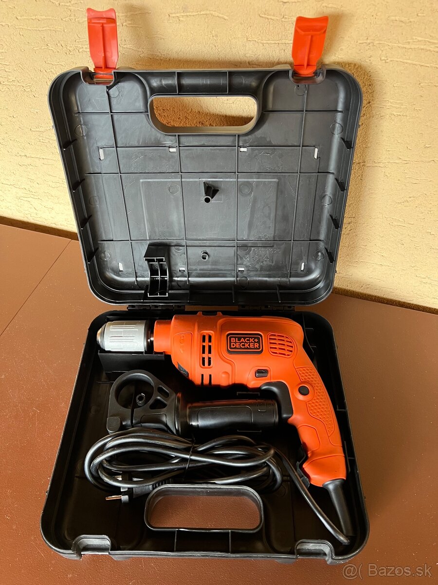 Elektrická príklepová vŕtačka Black & Decker KR504CRE - 2